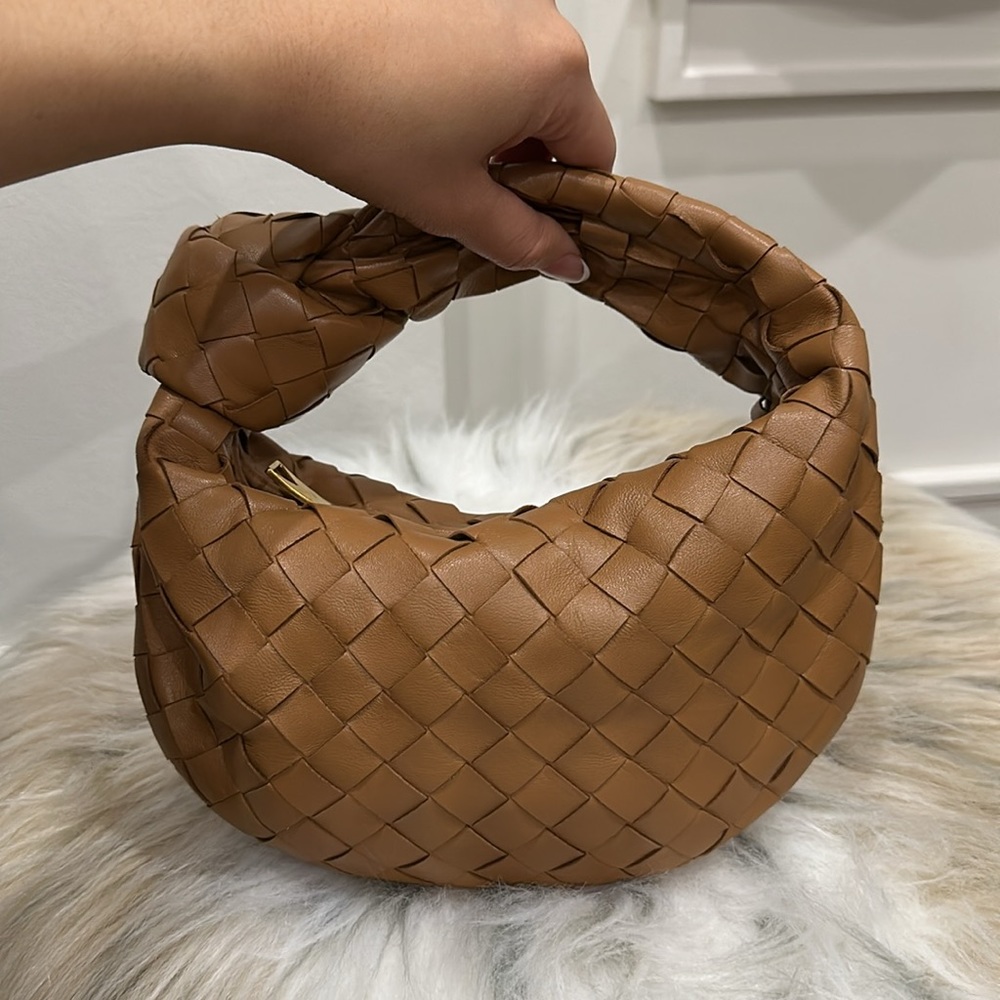 ❌SOLD❌ Bottega Veneta Mini Jodie Caramel